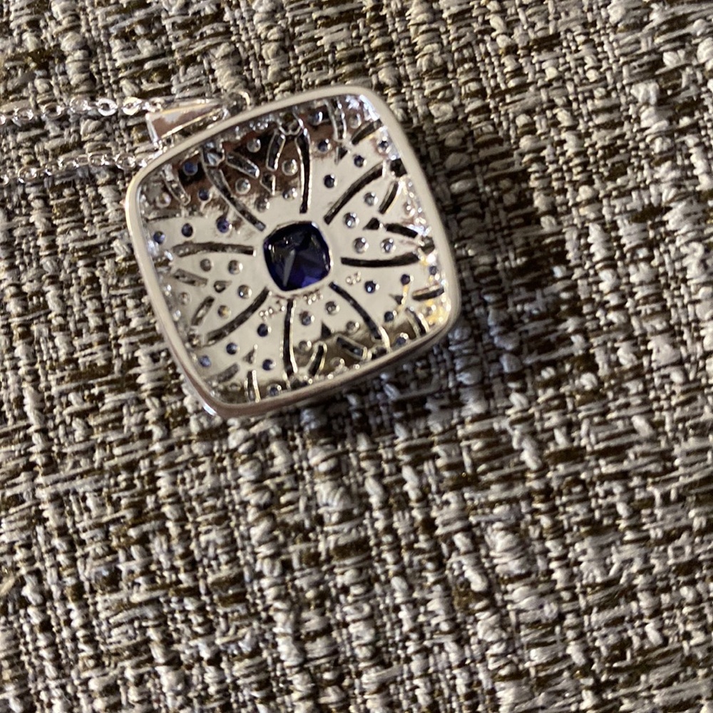 JTV 18” Bella Luce Esotica Tanzanite pendant - Picture 7 of 14